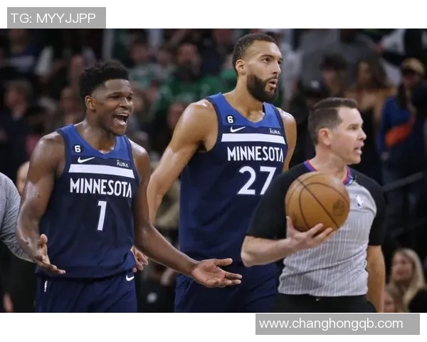 森林狼与公牛对决分析:战术策略与球员表现的全面解读 森林狼与公牛对决分析:战术策略与球员表现的全面解读