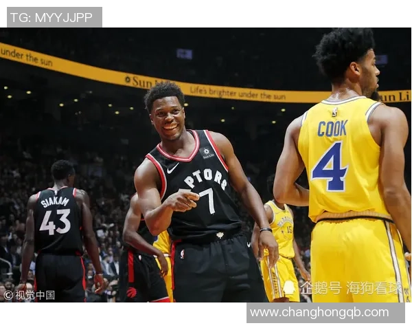 湖人对决快船直播盛况回顾球迷热情高涨赛场精彩纷呈 湖人对决快船直播盛况回顾球迷热情高涨赛场精彩纷呈